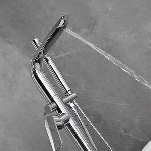 Robinet de <span class=keywords><strong>baignoire</strong></span> autoportant thermostatique Gunmetal Pomme de douche murale à poignée unique en laiton avec finition en bois brossé en céramique - Product Image 2