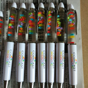 Stylos publicitaires promotionnels créatifs Stylo liquide à bulles flottantes Stylos en métal avec objets flottants personnalisés - Product Image 6