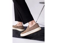 Chaussures Homme Tendance à Enfiler en Daim Végétalien Respirant à Semelle Épaisse avec Logo Personnalisé du Fabricant, Taille 44 Europe