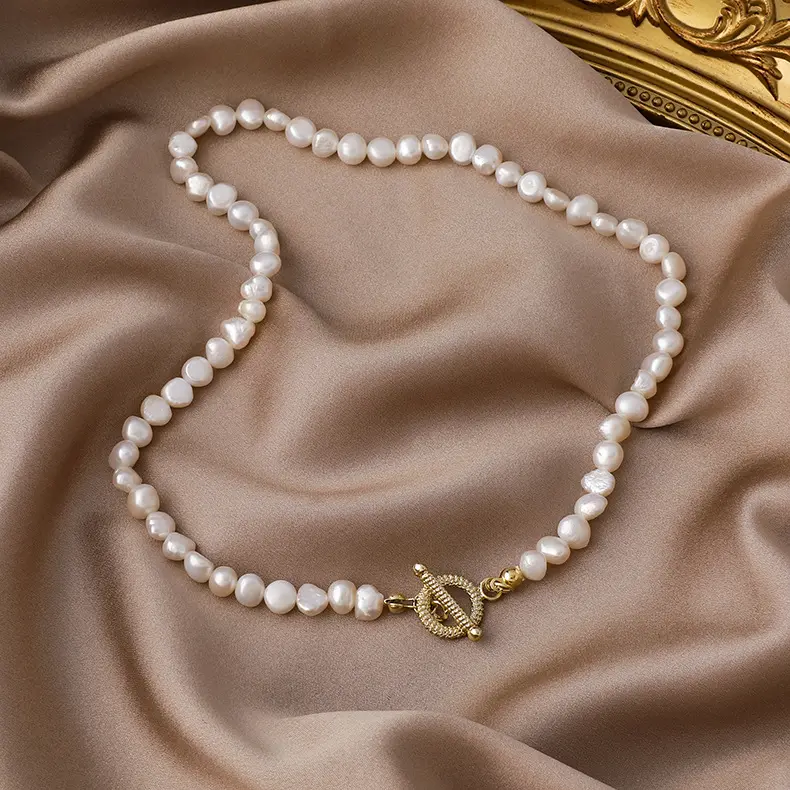 Fashion Fresh Water Pearl Necklace Simple OT Buckle Pearl Beaded Chain Short Choker Necklace