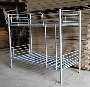 Hoge Kwaliteit Stalen Frame Stapelbedden Commerciële Slaapzaal Metalen Dubbeldekker Bed Voor Volwassenen Student Bed Frame