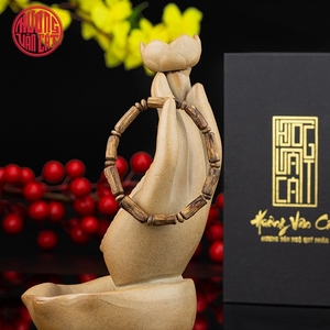 Elegante Pulsera de Agarwood para Mujer con Forma de Bambú y Cuentas Semisuecidas, Joyería Sofisticada de Oud - Product Image 1