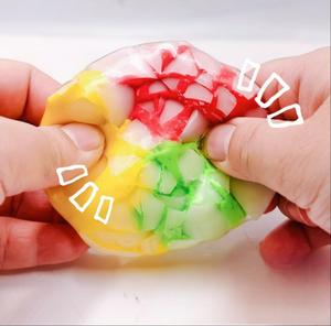 Balle anti-stress super douce et craquante en cire, faite à la main, avec son de craquement, jouet à presser pour soulager le stress - Product Image 1