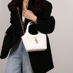 Bolso Tote Acolchado de Gran Capacidad para Mujer, con Cierre de Cremallera Holográfico Geométrico de Lujo, Versátil, para Llevar al Hombro.2531 - Product Image 2
