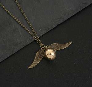 Reliques <span class=keywords><strong>de</strong></span> <span class=keywords><strong>la</strong></span> <span class=keywords><strong>mort</strong></span> Snitch collier en or classique volant voleur ailes lien chaîne en gros bijoux cadeau en alliage <span class=keywords><strong>de</strong></span> Zinc forme <span class=keywords><strong>de</strong></span> <span class=keywords><strong>papillon</strong></span> - Product Image 4