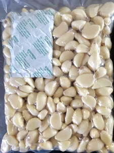 <span class=keywords><strong>Ail</strong></span> frais naturel pelé, gousses d'<span class=keywords><strong>ail</strong></span> à texture ferme et goût croustillant - Product Image 6