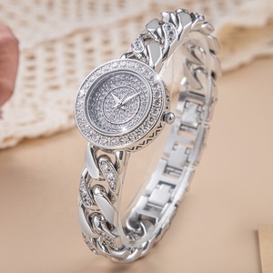 Fabricant de montres OEM/ODM, montre-bracelet de luxe personnalisée, montre en moissanite, montre en acier inoxydable, bijoux de mode pour femmes - Product Image 4