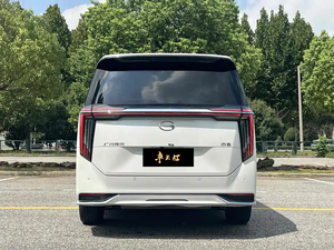 Gac Chuanqi M8 Minivan Luxe Électrique Haute Vitesse 2.0T 190HP 200KM PHEV L4 Boîte de Vitesses Automatique Conduite à Gauche 2023 - Product Image 5