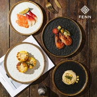 Assiette de table en céramique FENN de luxe personnalisée avec bord doré, assiette ronde en grès moucheté pour sushi et steak, plateau commercial pour hôtel et restaurant