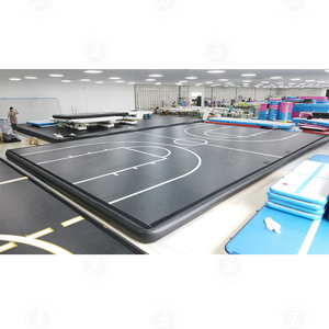 Fabbrica su misura trampolino park nero gonfiabile campo sportivo aria di calcio campo da basket pista aerea per <span class=keywords><strong>ginnastica</strong></span> - Product Image 5