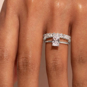 Anello di Diamanti T0222 in Oro Massiccio 18K con Diamante Naturale Taglio Smeraldo Colore G, Anello di Fidanzamento per Donna - Product Image 2