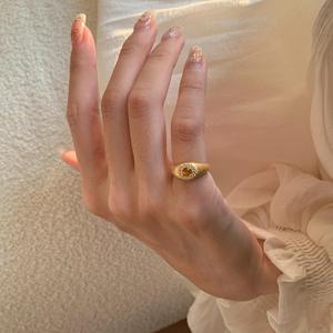 แหวนเงินแท้ S925 สำหรับผู้ชาย สไตล์เรโทร ประดับด้วยหินตาเสือธรรมชาติ พร้อมงานฝีมือขัดเงาแบบโบราณ สไตล์โมคาราม - Product Image 2