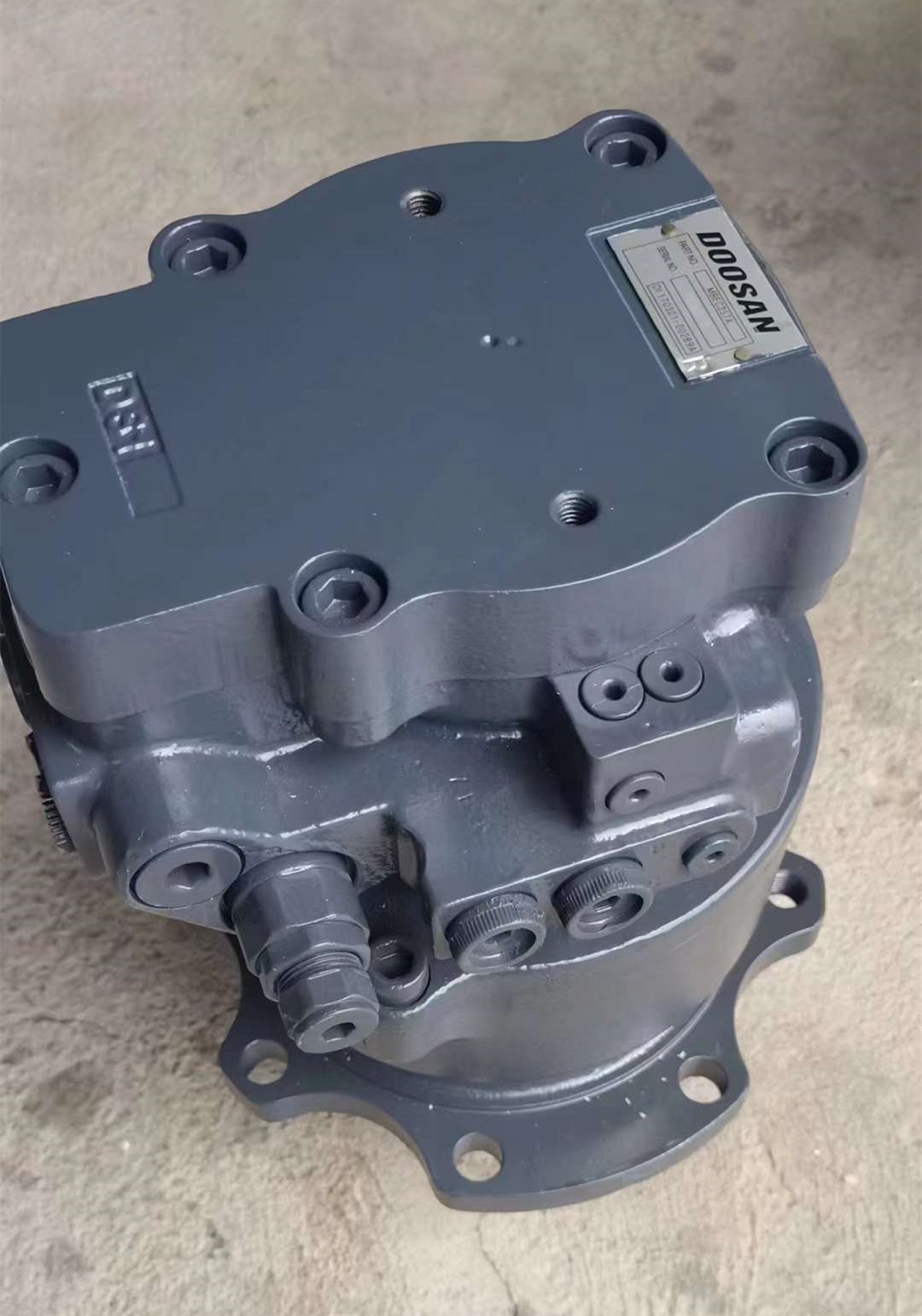 Doosan DX60 DX55 Excavator Swing Motor Assembly MBEC257A