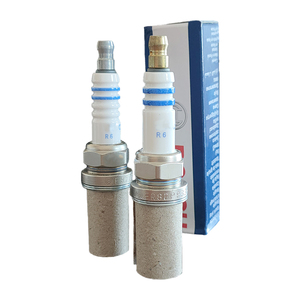 Bougies d'allumage Boshuo de haute qualité pour voiture, vente chaude, vente directe d'usine, Fr7dc+7955+8 pour voiture - Product Image 1