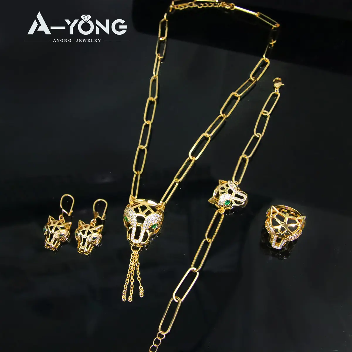 Set Perhiasan 3 Potong untuk Wanita, Set Perhiasan Bahan Tembaga Berlapis Emas 18K, Perhiasan Macan Tutul Gaya Populer Isi 3 Buah, 2022