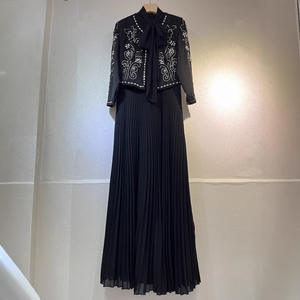 Bettergirl 2025 Fashion Terlaris Gaun Biru Berhias Mutiara Set Wanita Mantel Pendek Bordir Gaun Panjang Berlipit - Product Image 3