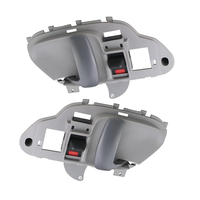 Poignée de porte intérieure avec kit de cadre compatible avec Chevrolet GMC Truck Suburban Tahoe Yukon 1995-2002 15708043 15708044