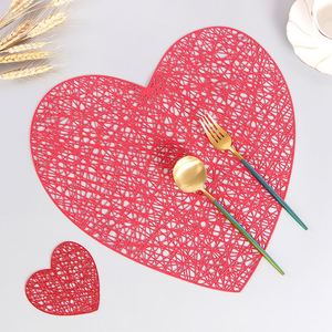Nouveau Set de Table Antidérapant Européen pour la Saint-Valentin, Motif Tasse d'Amour, en PVC Pressé Isolant de Haute Qualité - Product Image 1