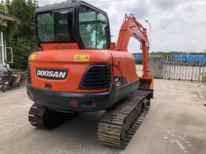 Excavateur d'occasion Corée Doosan DX60 6 tonnes Mini pelle sur chenilles DX75 DX65 DX55 DX80 DX88 Petite pelle agricole d'occasion en vente bon marché - Product Image 5