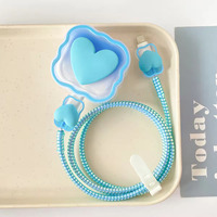 Étui de chargeur 3D Tpu Soft Heart 4 en 1 avec couvercle de protection de câble pour chargeur adaptateur secteur Iphone