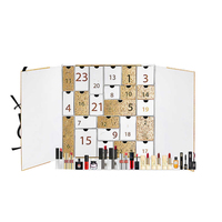 Cosmétiques de Noël OMT 24 Dates Calendrier de l'Avent Emballage cadeau mystère Boîte en papier rigide avec matériaux recyclés