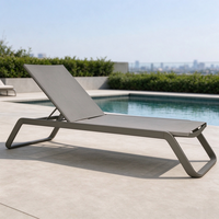 Chaise longue d'extérieur empilable Sunway au design moderne, en maille, avec cadre en aluminium, pour piscine, plage, complexe hôtelier, chaise longue commerciale