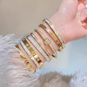 Set di <span class=keywords><strong>Bracciali</strong></span> in Acciaio Inossidabile 316L, Bracciale dell'Amicizia per Donne, Placcato in Oro 18K, Marca TX, Moda Guangzhou Cina, Vendita all'Ingrosso - Product Image 2