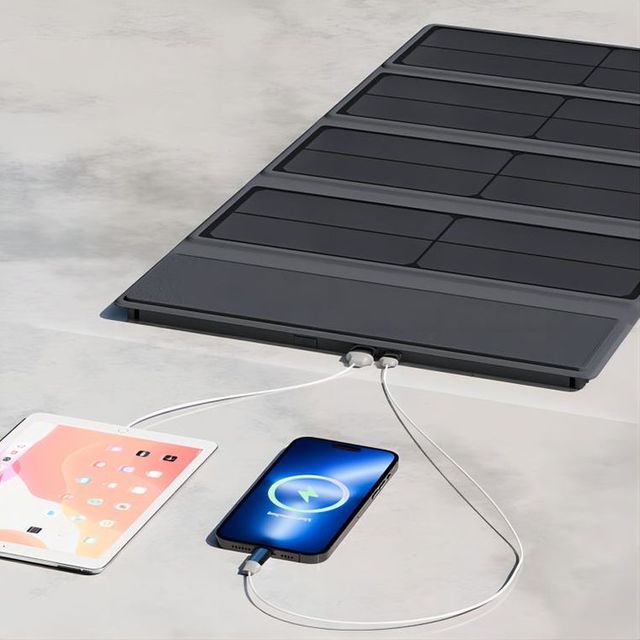 Wholesale Solar Charger Power Bank 10000mAh Lightweight USB Portable Solar Energy Bank for Travel Emergency Backup