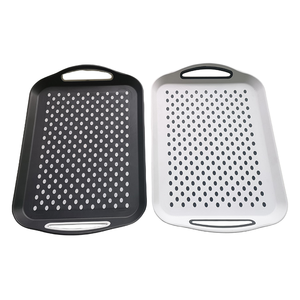 Ensemble de 2 plateaux de cuisson perforés en aluminium, noir et blanc, pour pique-nique, barbecue, cuisine en plein air - Product Image 1
