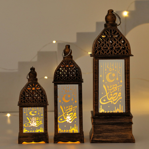 Lanterne arabe LED en plastique avec étoiles et lunes électroplaquées, veilleuse de château, bougies électroniques, lampes à vent pour l'Aïd Moubarak et le Ramadan - Product Image 6