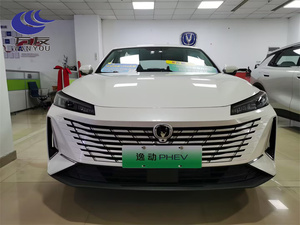 Changan Eado Híbrido 2025 145km Auto Eléctrico Blue Whale PHEV Yidong Vehículos para Adultos Buenos Autos Nuevos Baratos - Product Image 3