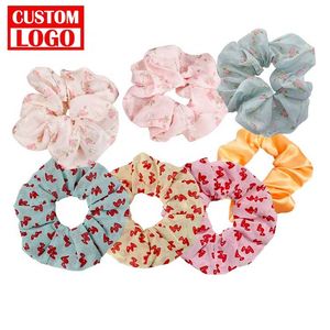 Lot de chouchous en satin et élastiques à cheveux en soie véritable, avec logo personnalisé - Product Image 1