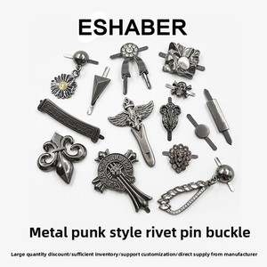 Accessoires décoratifs pour bottes femme : Boucles à clip style punk avec strass et fleurs, incrustées <span class=keywords><strong>de</strong></span> diamants, vente directe usine - Product Image 1