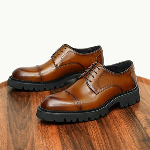 Zapatos formales para hombre de alta calidad, hechos a mano, con un diseño moderno y equipados con características duraderas y un diseño personalizado. - Product Image 1
