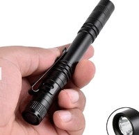 Lampe torche tactique de poche en alliage d'aluminium pour médecins et infirmières, mini lampe LED à clip pour camping et usage médical, étanche IP55