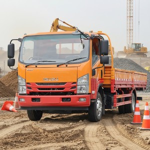 รถบรรทุกอีซูซุ KV100 4x2 ดีเซล ใหม่ สำหรับงานเบา 5 ตัน 120 แรงม้า แบบมีรั้วข้าง สำหรับขนส่งโลจิสติกส์ ขายตรงจากโรงงาน - Product Image 1