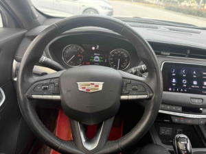 Voitures d'<span class=keywords><strong>occasion</strong></span> <span class=keywords><strong>pas</strong></span> chères en provenance de Chine Cadillac XT4 28T 2WD 2020 SUV d'<span class=keywords><strong>occasion</strong></span> - Product Image 3