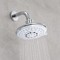 Douche suspendue chromée élégante et intemporelle au design rond classique pour la collection de produits de salle de bain professionnels et la décoration