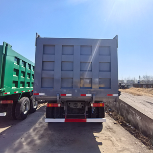 Le camion de transport pratique de chargement et de déchargement de cargaison de moteur diesel de camion léger gris Sinotruk HOWO 8x4 est maintenant en vente - Product Image 3