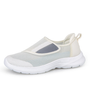 <span class=keywords><strong>Zapatos</strong></span> de malla transpirable con velcro de talla grande para <span class=keywords><strong>personas</strong></span> <span class=keywords><strong>mayores</strong></span>; <span class=keywords><strong>Zapatos</strong></span> de verano para caminar de hombre y mujer con pie ancho y empeine alto - Product Image 5