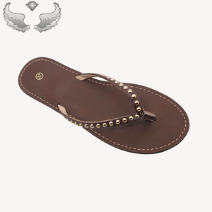Sandales ou pantoufles pour femmes de haute qualité, élégantes, légères et scintillantes, avec faible MOQ pour les essais - Product Image 4