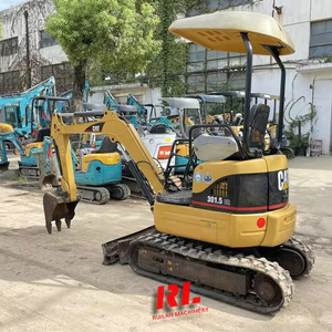 Miniexcavadora Usada Cat 301.5 con Motor Original, Bomba Hidráulica MOOG de 2200 kg, Modelo 2024, Excelente Estado, Importada de Japón - Product Image 3