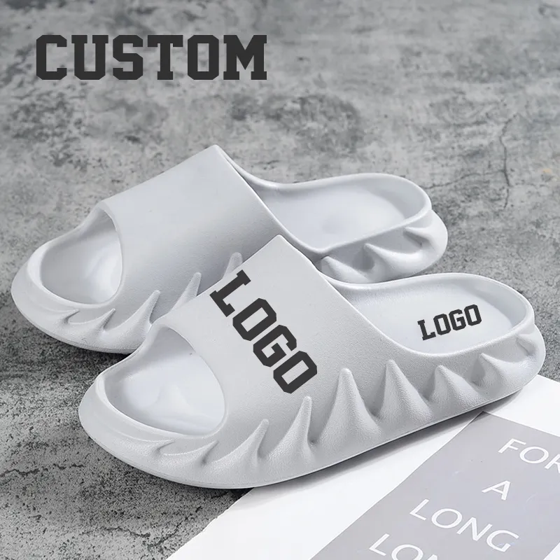 Nuova moda progetta la tua personalizzata pantofole unisex sandalo da spiaggia fiamma yeezy logo bianco pantofole eva stampa uomo
