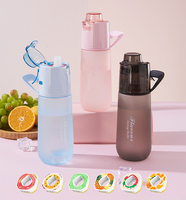 Bouteille d'eau potable de parfum de fruit 700ml Bouteille d'eau de parfum d'air avec des cosses de saveur pour le sport en plein air