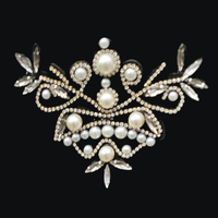 Applique brodée florale en strass et perles, lavable, à dos plat, autocollante, pour vêtements créatifs DIY, robes de mariée, artisanat