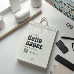 Vente en gros de sacs en papier couché écologiques pour chemises, sous-vêtements et chaussures Emballage auto-scellant avec logo personnalisé Style classique - Product Image 1