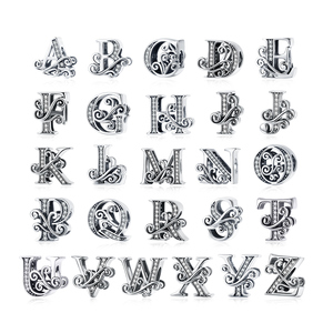 Breloques alphabet plaquées argent A-Z avec strass en cristal, pendentifs lettres classiques pour bijoux unisexes, cadeau - Product Image 1
