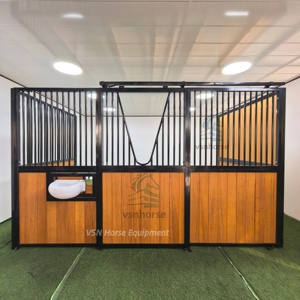 네덜란드 프리미엄 승마 헛간 장비 훈련 및 탑승 시설을위한 맞춤형 슬라이딩 말 안정 프론트 - Product Image 1