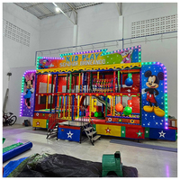 Aire de Jeux Extérieure sur Remorque Château Gonflable Mobile Souple Toboggan pour Enfants Équipement de Parc de Jeux Intérieur