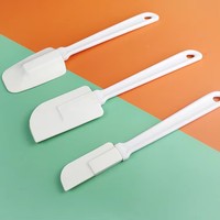 Ensemble de 3 spatules antiadhésives pour la pâtisserie et la décoration de gâteaux, résistantes à la chaleur, en TPR, avec manche en plastique, pour mélanger les œufs, la farine et la crème
